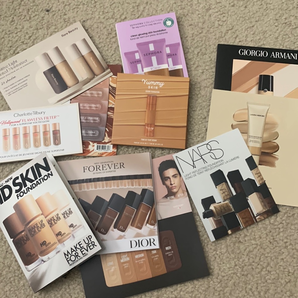 11 Foundation/Concealer samples